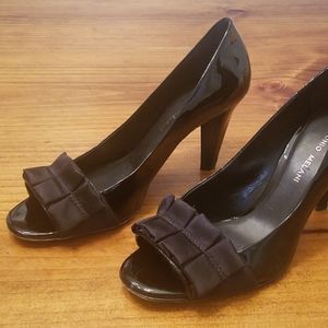 Black patent leather heels, US Size 9